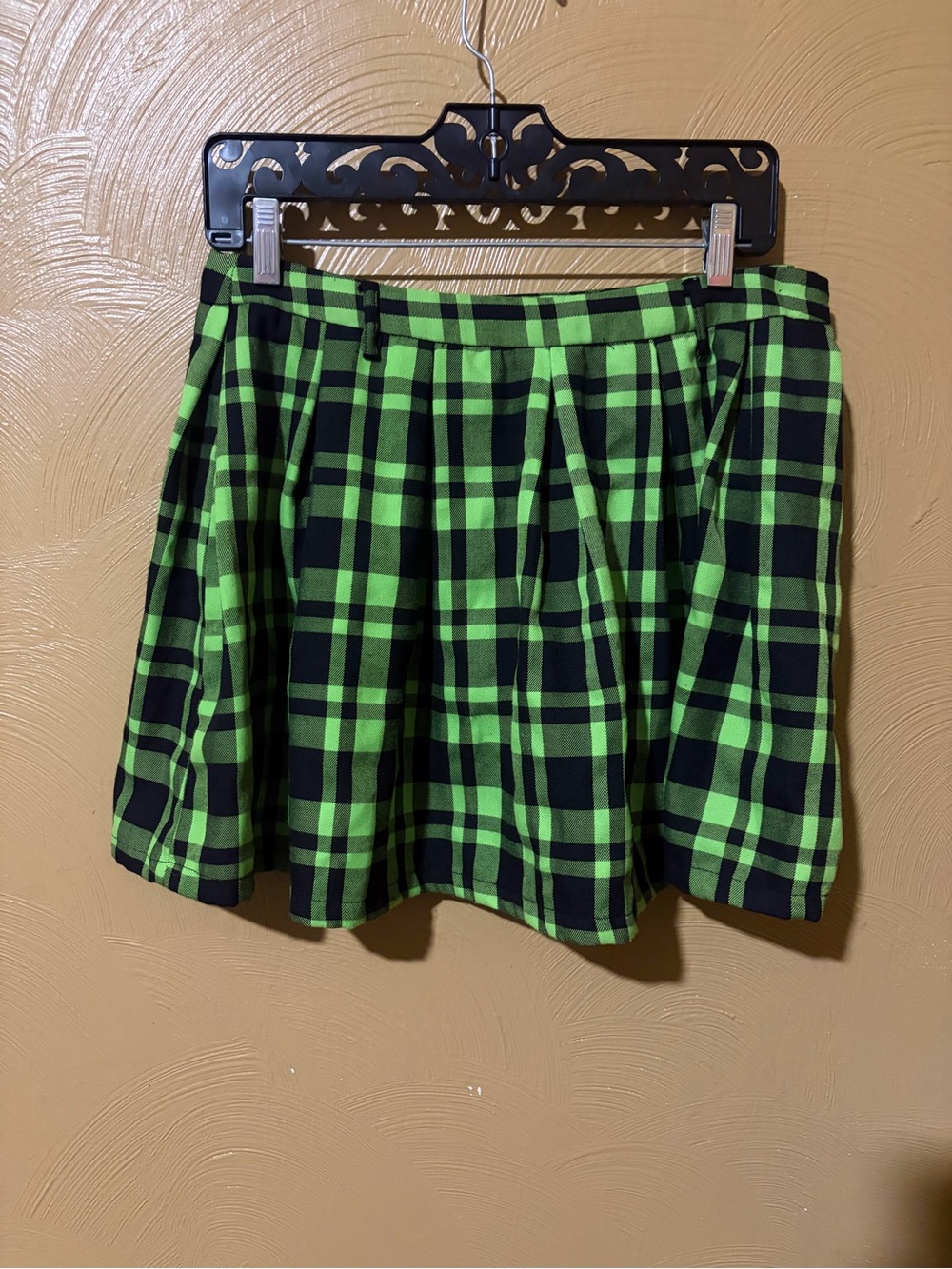 Hot Topic Black and Neon Green Plaid Skater Skirt